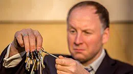 Lock Locksmith Tech Saint Paul, MN 651-376-0002 - unlocking-file-cabinet